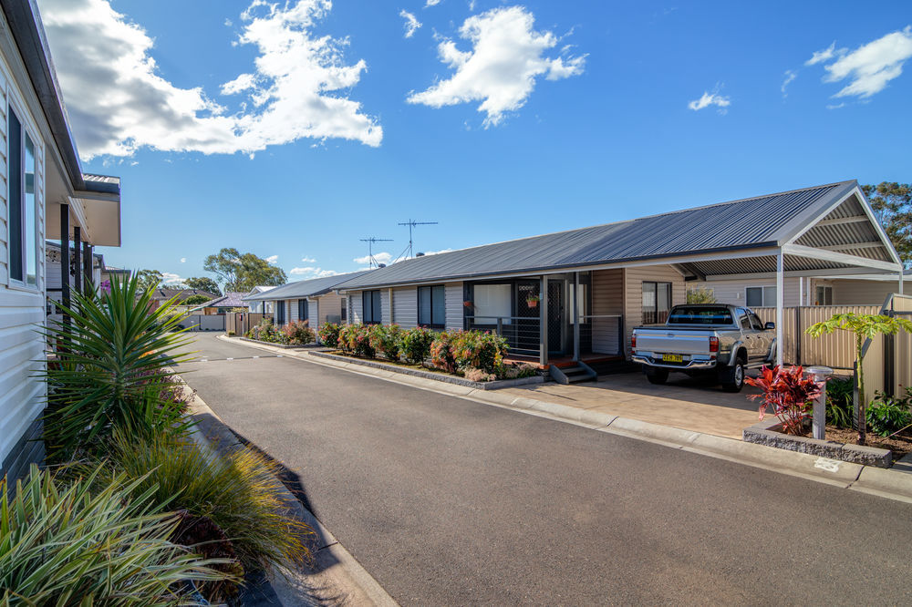 Australian Community Villages แบงส์ทาวน์ ภายนอก รูปภาพ