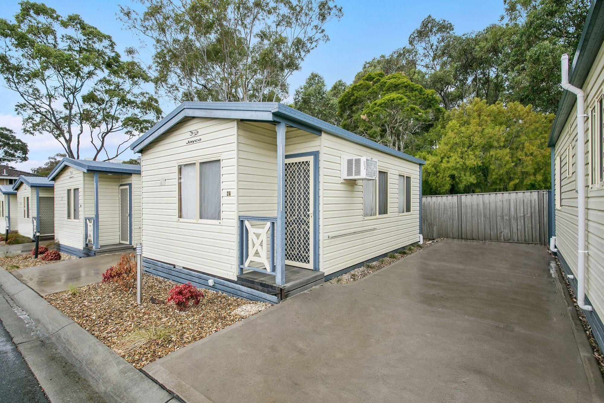 Australian Community Villages แบงส์ทาวน์ ภายนอก รูปภาพ